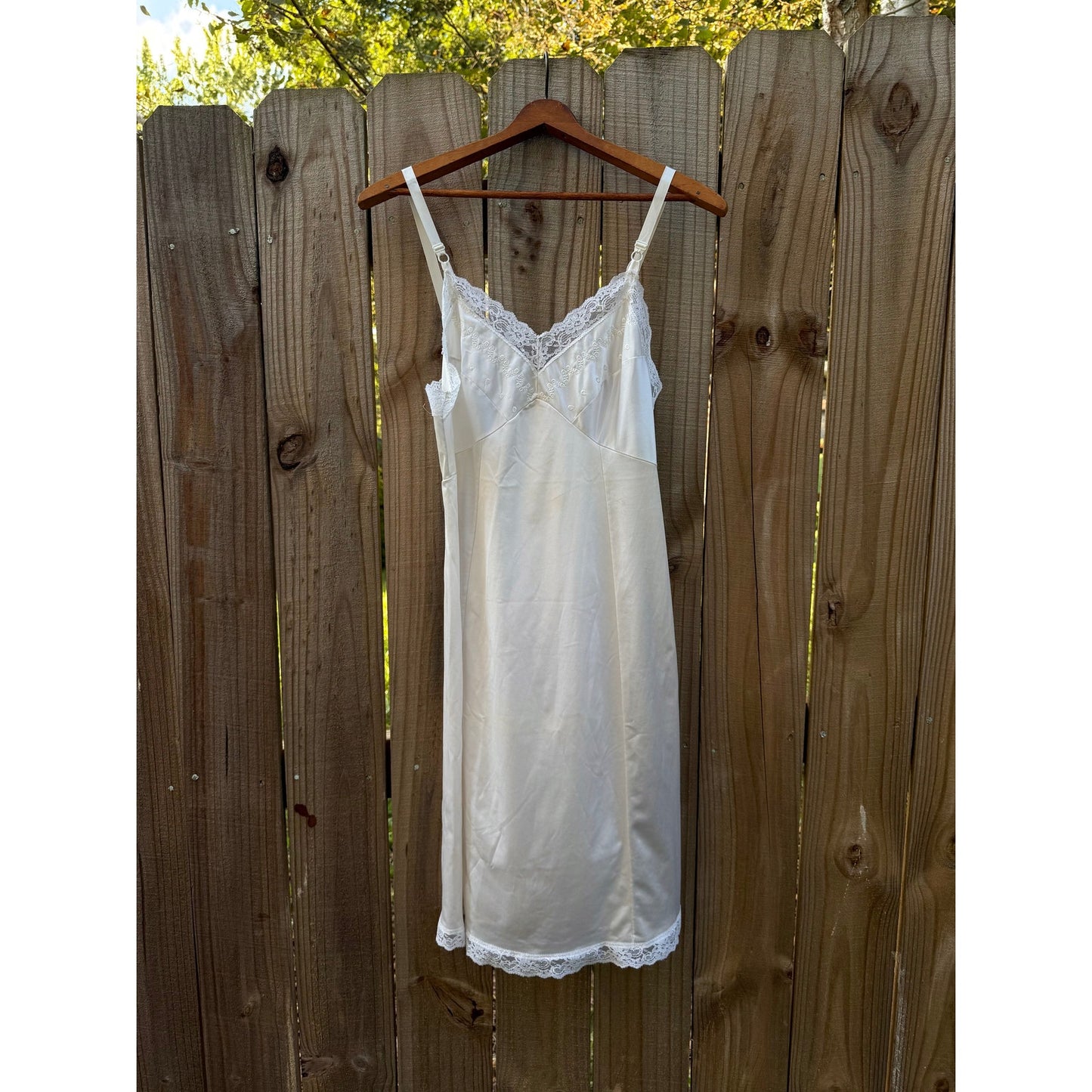 VINTAGE SATIN LACE TRIM SLIP DRESS — IVORY