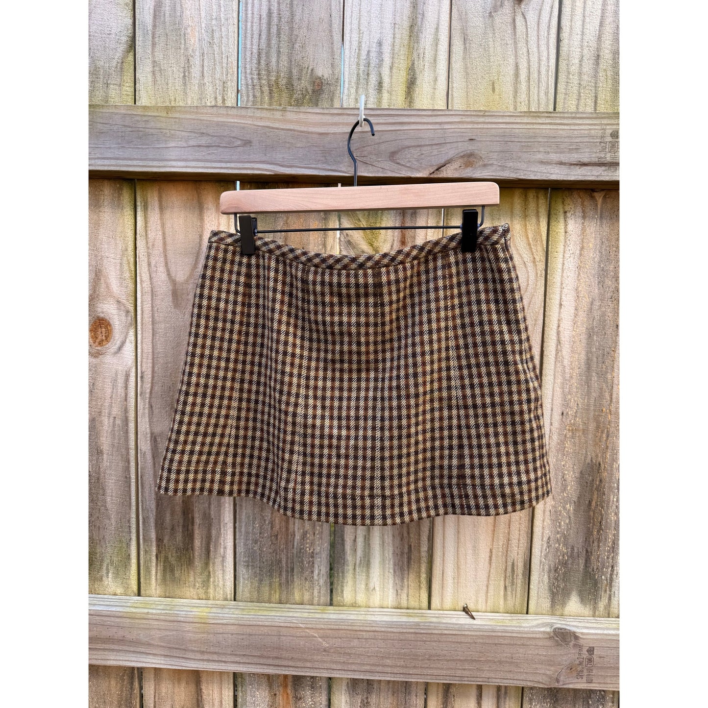Vintage Talbots Brown Plaid Wool Mini Skirt – Low-Rise Editorial Fit