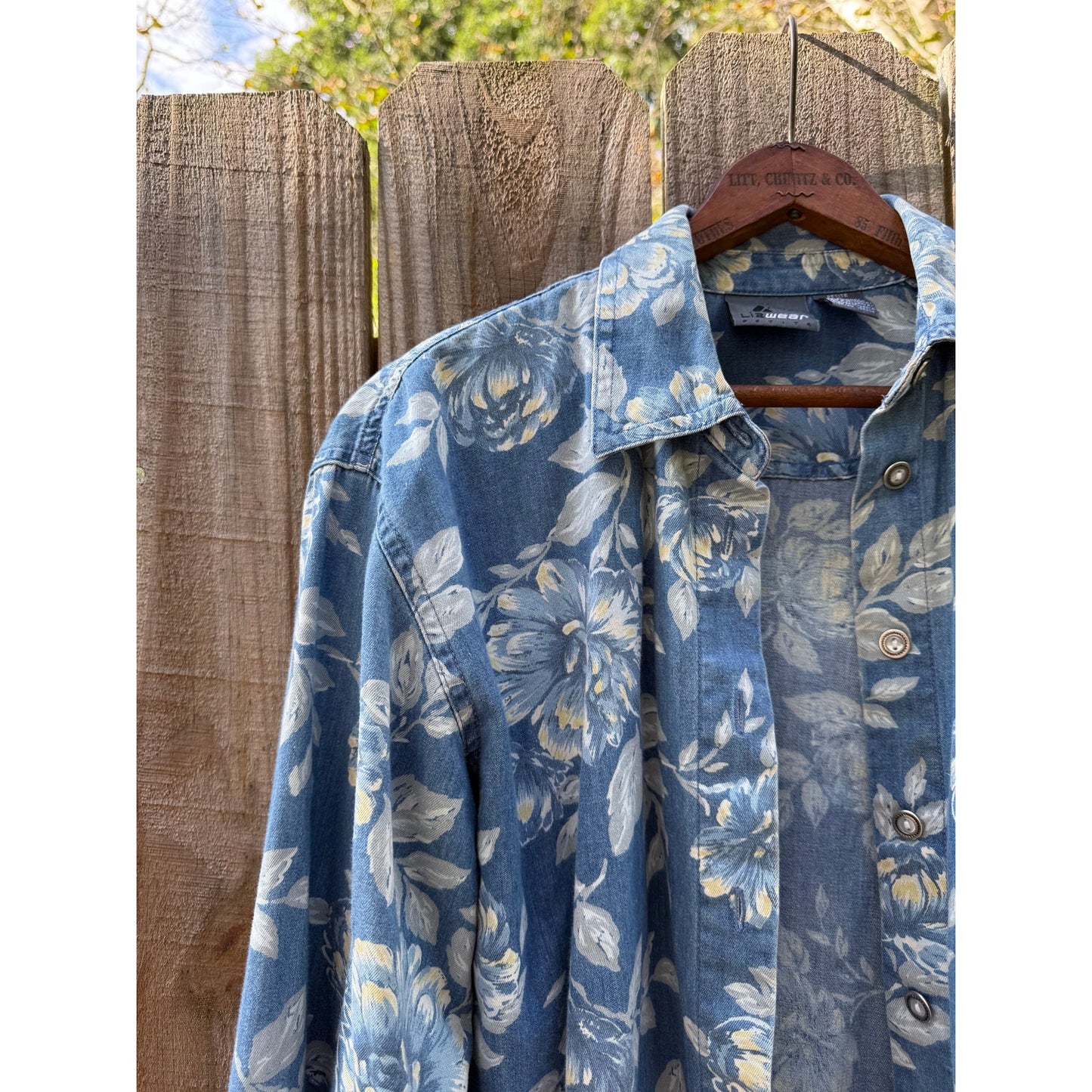 Vintage Lizwear Chambray Floral Shirt – 90s Western Denim