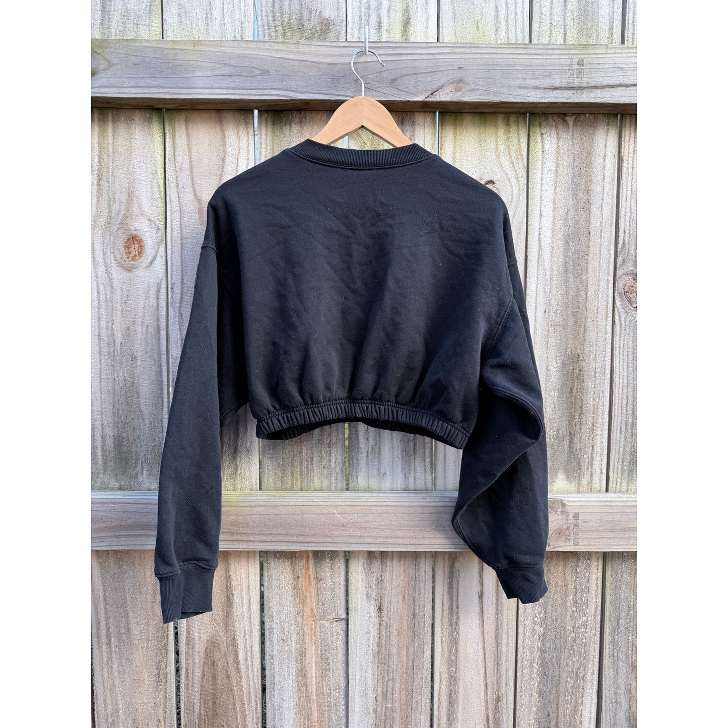 Alo Yoga Cropped Crewneck Sweatshirt Black