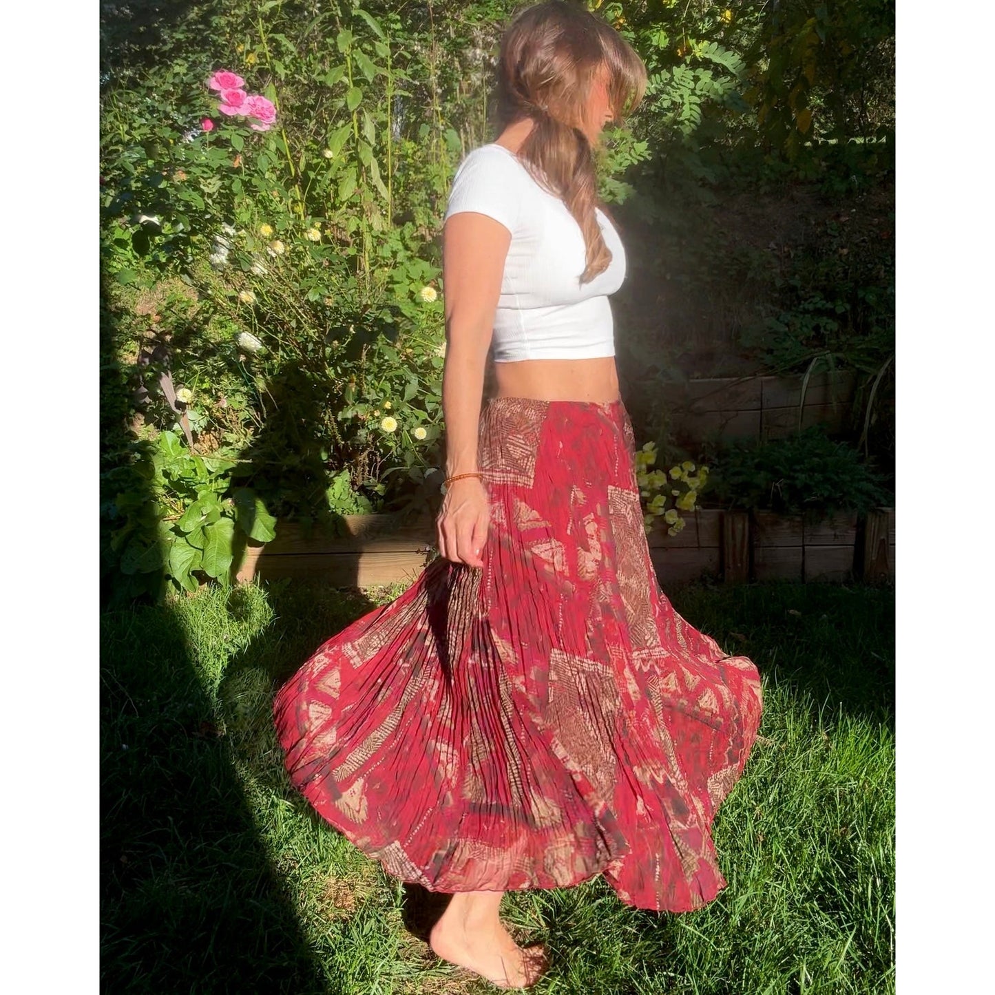 Bohemian Sunset Pleated Maxi Skirt Red