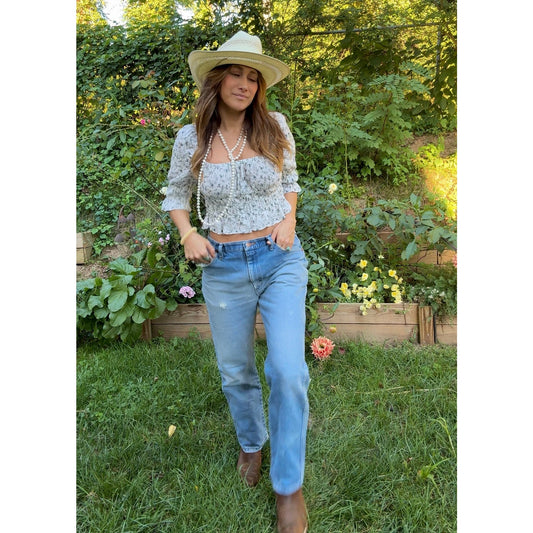 Vintage Wrangler Cowboy Cut Jeans – Distressed Mid Wash