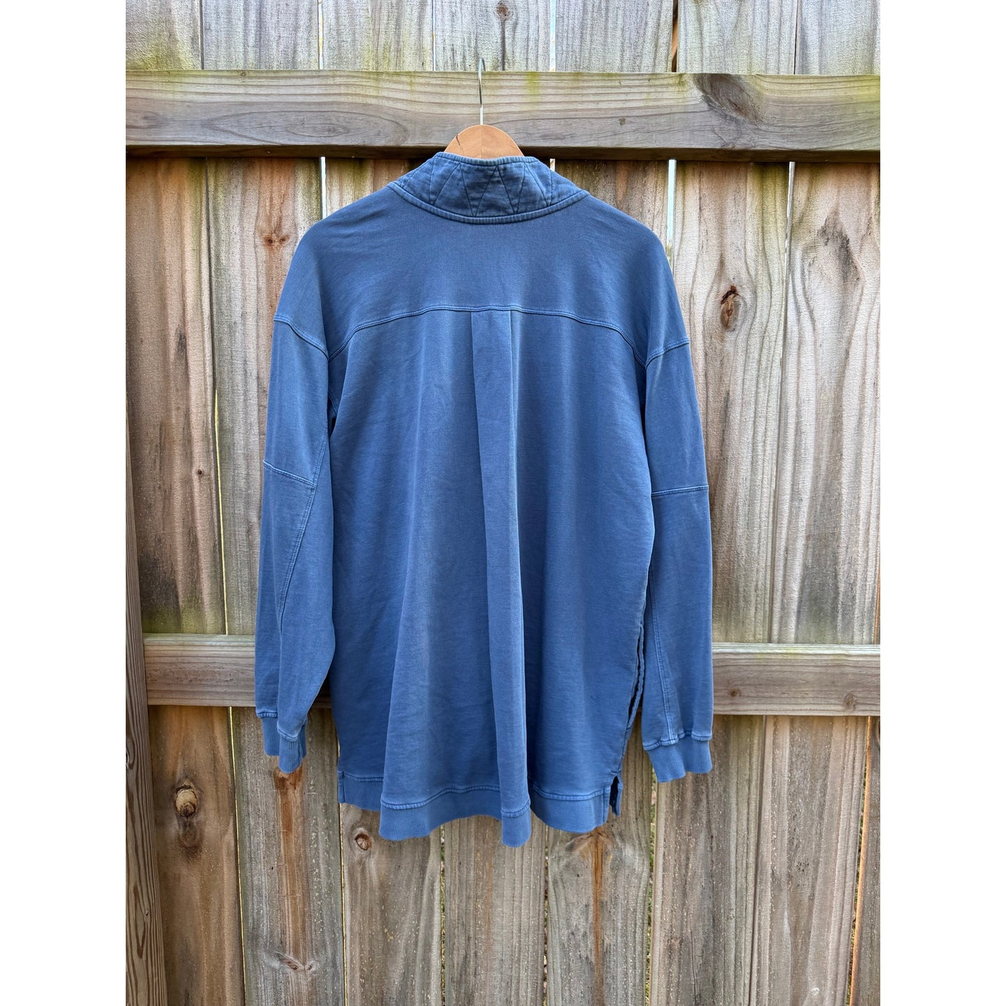Lori Goldstein Blue Henley Sweatshirt / Oversized Coastal Pullover