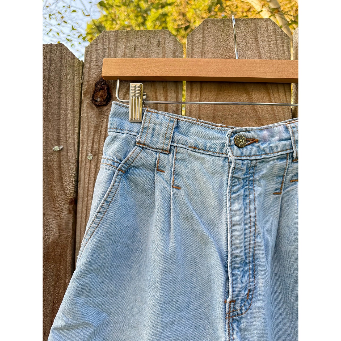 SUNSET BLUES VINTAGE DENIM SHORTS